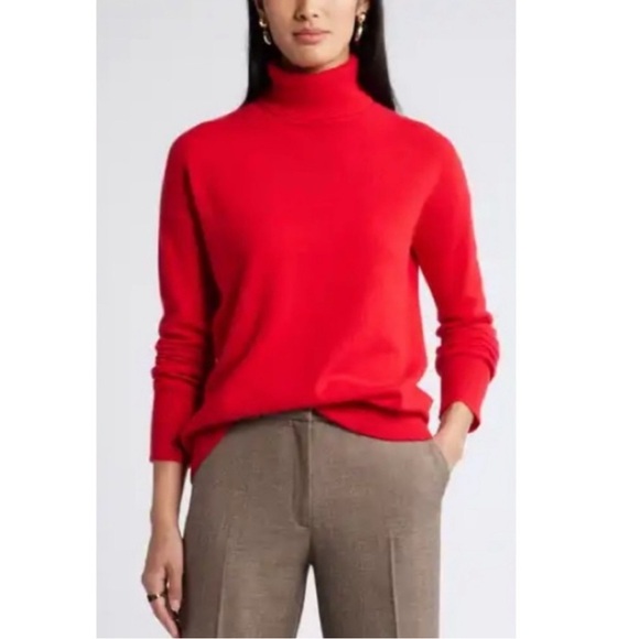 Halogen Sweaters - Halogen Red Cashmere Turtleneck Sweater
